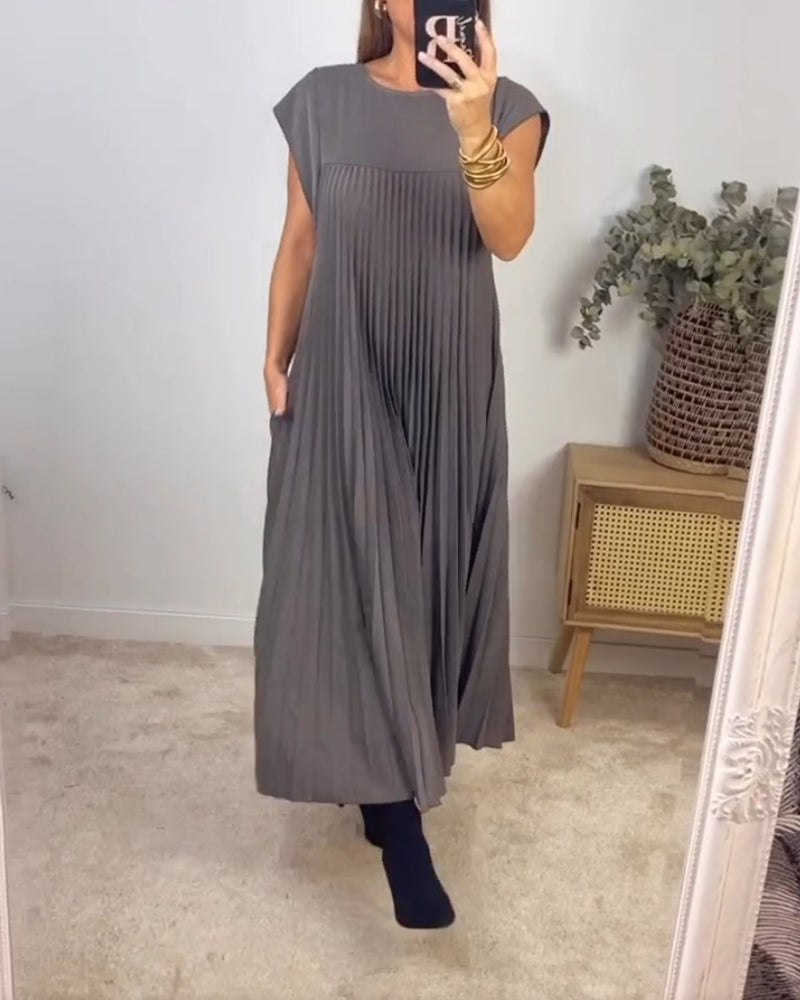 Livia | Timeless Pleated Maxi