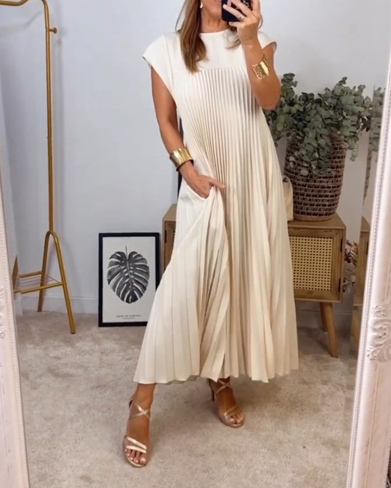 Livia | Timeless Pleated Maxi