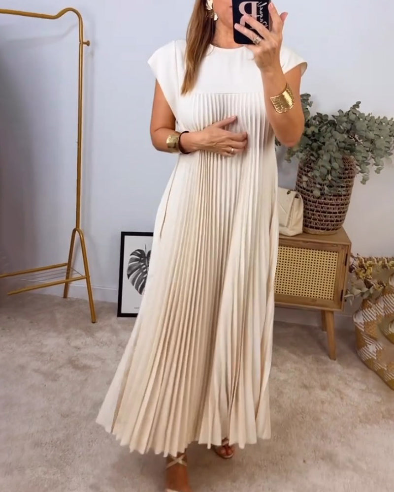 Livia | Timeless Pleated Maxi