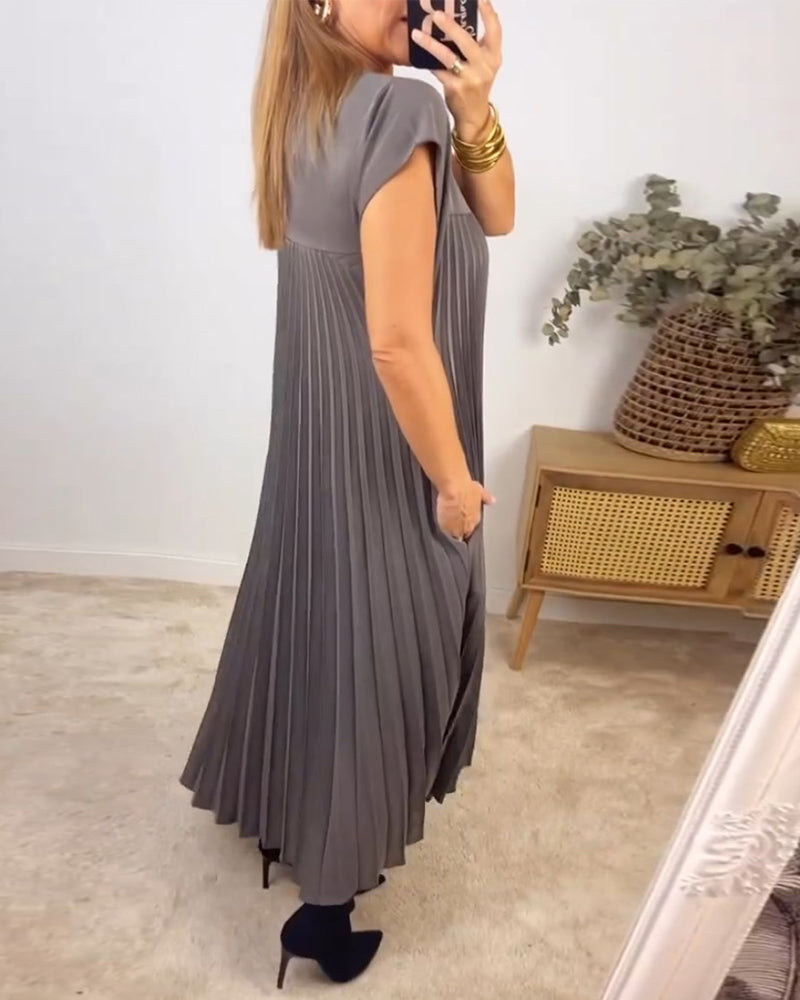 Livia | Timeless Pleated Maxi