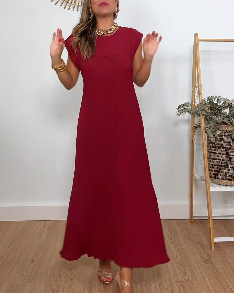 Livia | Timeless Pleated Maxi